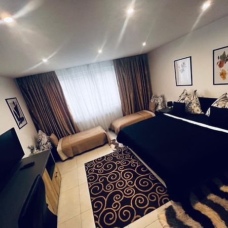 Sparrow Apartmens - Vrabcia Ulica 9, โกชิเซ ภายนอก รูปภาพ